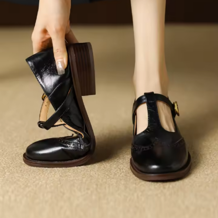 Amelia – Scarpe classiche da donna con cinturini