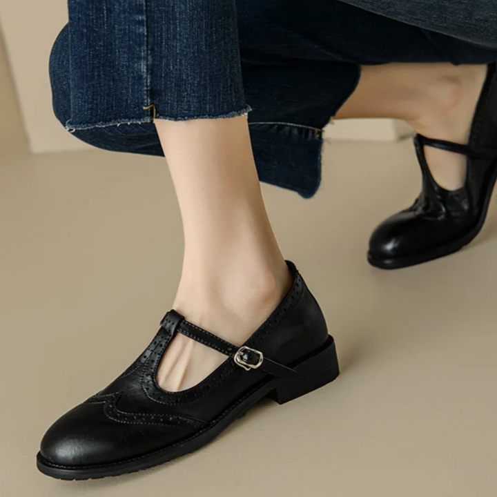 Giovanna – Eleganti scarpe con T-strap per donne