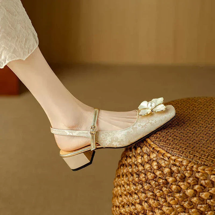 Matilde – Eleganti scarpe da donna con dettaglio floreale