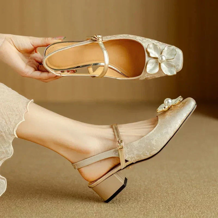 Matilde – Eleganti scarpe da donna con dettaglio floreale