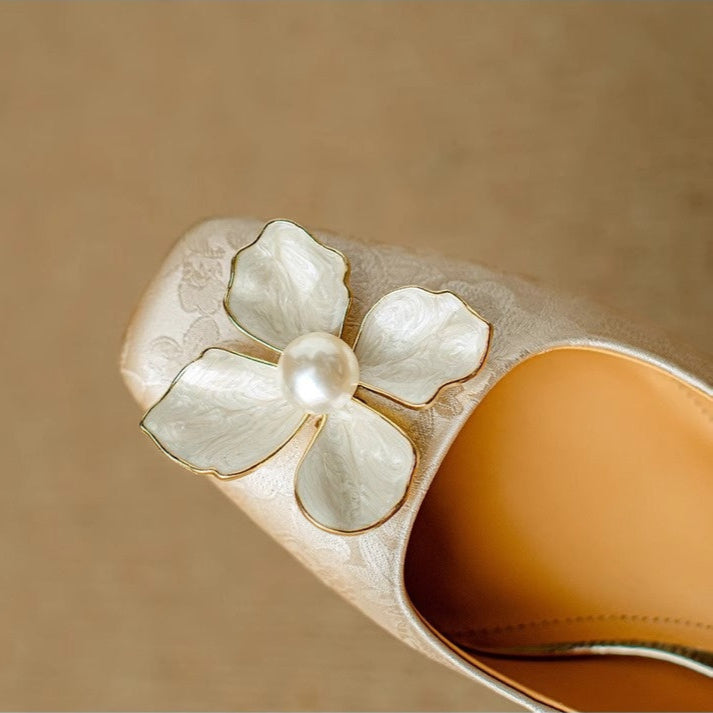 Matilde – Eleganti scarpe da donna con dettaglio floreale