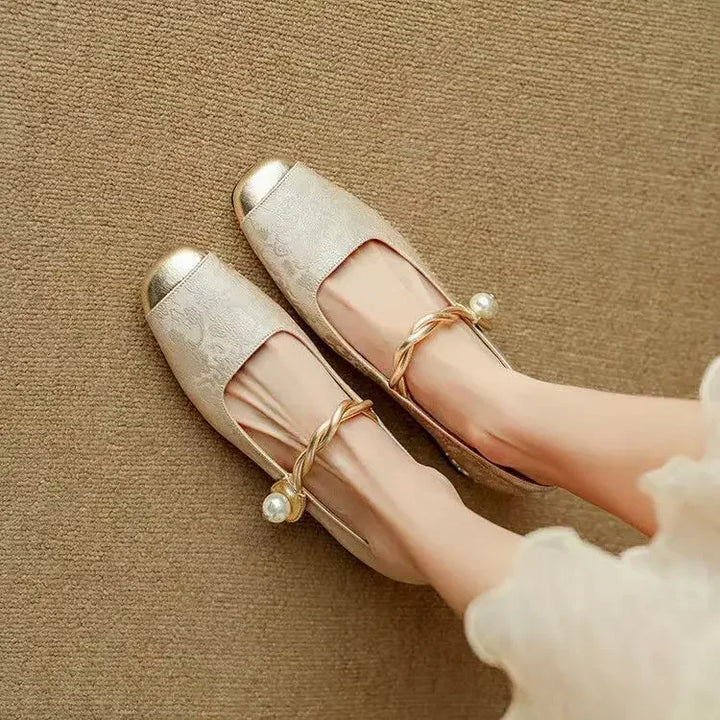 Federica – Scarpe classiche con cinturini dal look elegante