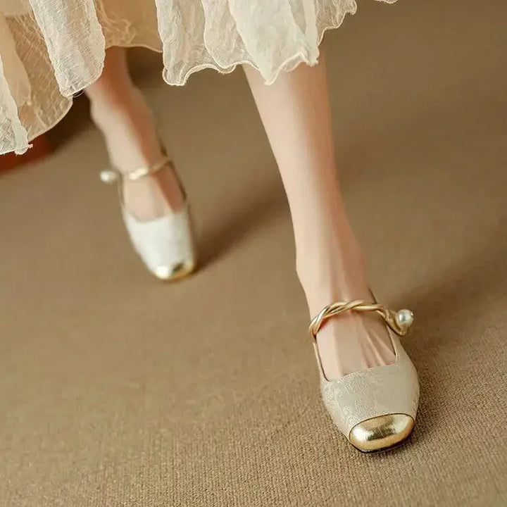 Federica – Scarpe classiche con cinturini dal look elegante